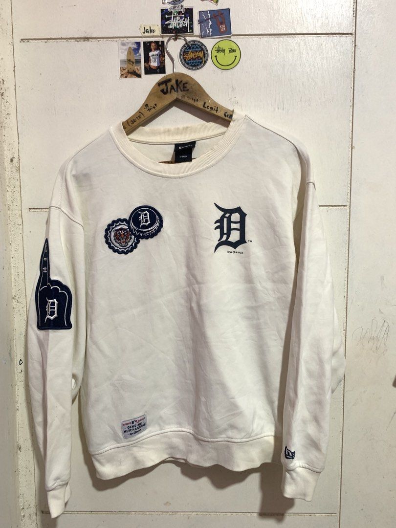 TIGERS MLB (Category: Coats, Jackets and Outerwear) located in Bauang. Submitted by jkjk32 (Listing ID 1461957870, Image 2). Description: 21x25 s-M excellent wash only +ship launion .