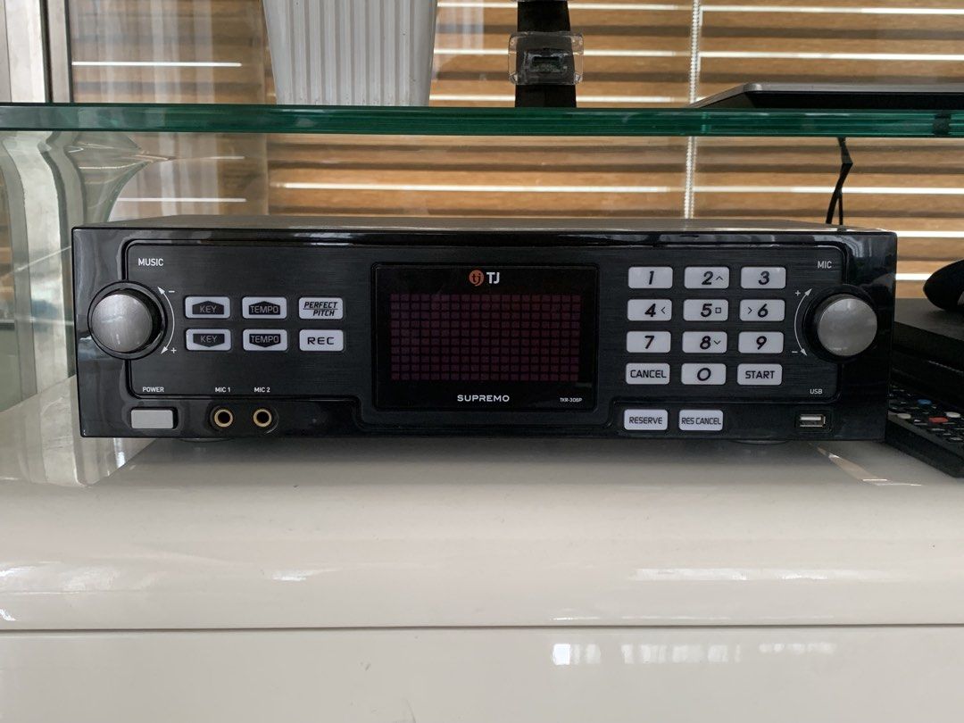 TJ Supremo TKR-306P Karaoke Player (Category: Portable Music Players) located in Manila. Submitted by lizz.yy (Listing ID 1461811003, Image 1). Description: TJ Media Supremo w/ Song book seldom used good condition -remote not working (available online) 📍QC..