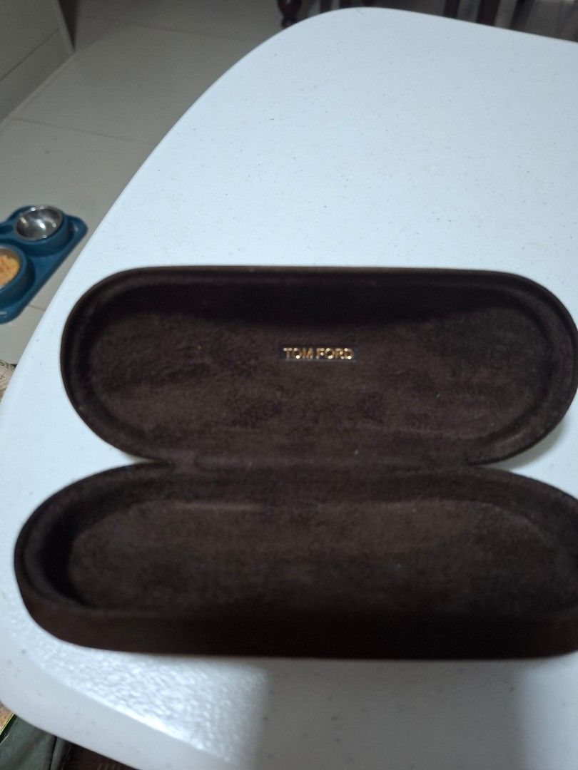 TOMFORD SUEDE EYEWEAR CASE (Category: Sunglasses & Eyewear) located in Las Pinas. Submitted by annachiaonair2037 (Listing ID 1461857553, Image 2). Description: TOMFORD SUEDE EYEWEAR CASE FROM JAPAN Disclaimer: I am not affiliated with, associated with, or authorized by any of the brands featured posted. Any mention of brand names, trademarks, or logos is solely for identification and reference purposes only..
