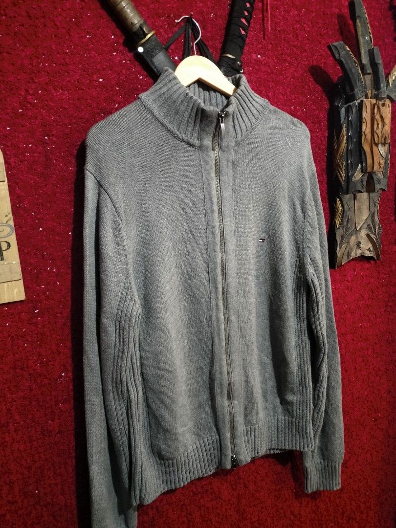 TOMMY HILFIGER FULLZIPP CARDIGAN TYPE (Category: Coats, Jackets and Outerwear) located in Baguio. Submitted by vertex_nga.pow (Listing ID 1461855416, Image 2). Description: TOMMY HILFIGER FULLZIPP CARDIGAN TYPE LARGE SIZE DIMENSION 28L BY 22 ARMPIT TO ARMPIT EXCELLENT CONDITION BAGUIO LOCATION PLUS SF SA MALAYU JNT COURIER PASS COD UNLI VOUCH.
