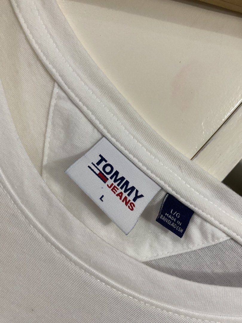 Tommy hilfiger tshirt (Category: Shirts) located in Santa Maria. Submitted by jordangail (Listing ID 1461918963, Image 3). Description: 19x25 Super lambot nng tela Manipis lang Original Mine na Gcash Jnt God bless.