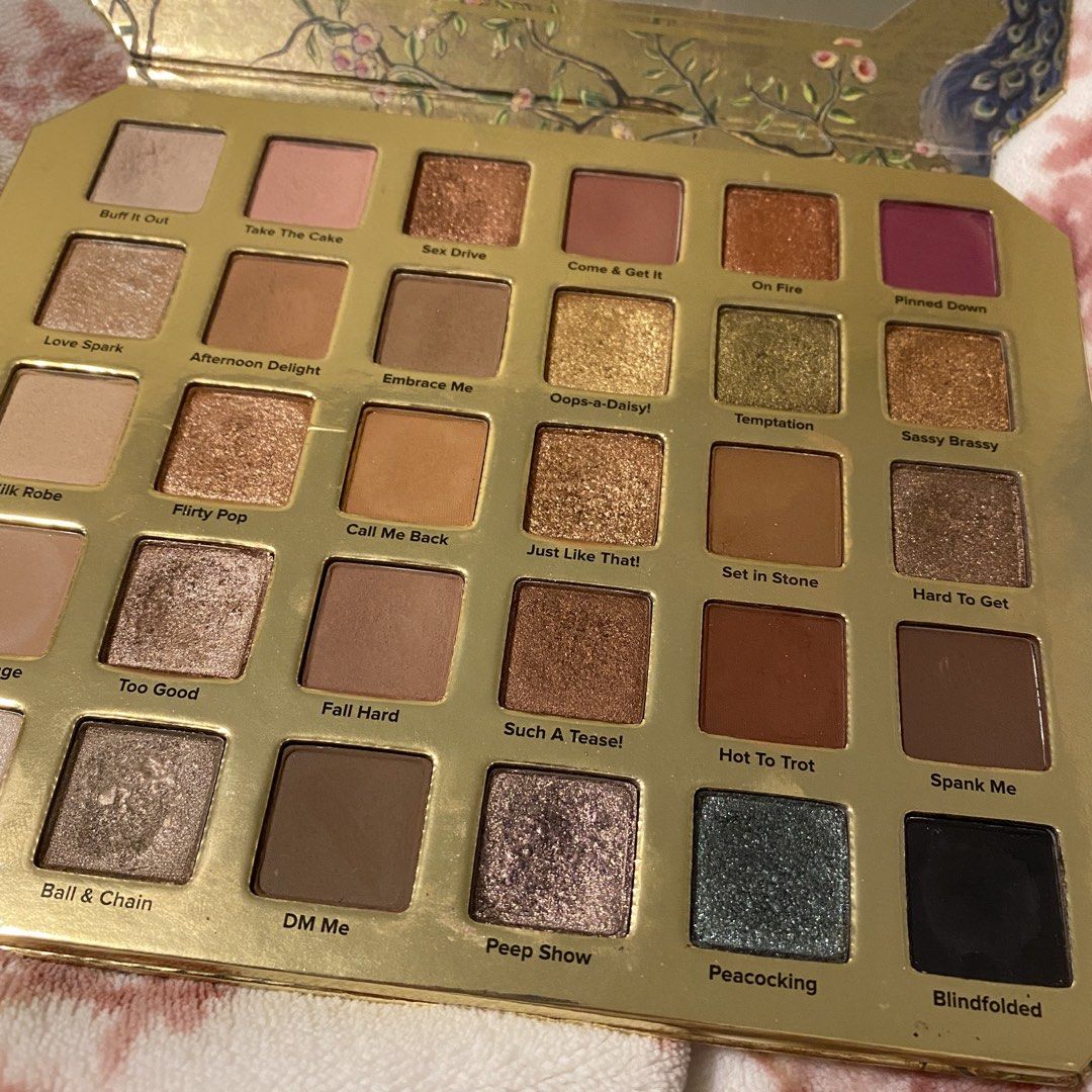Too Faced Natural Lust Palette (Category: Makeup) located in Quezon City. Submitted by cheerupbby (Listing ID 1461843553, Image 3). Description: Can’t see other listings for price range so price negotiable!! :) Will ship when I get back home to the Philippines in Nov 2026 or February 2027. Note: I will only bring what is SOLD. 📍 QC in the ph Can ship thru lalamove or j&t.
