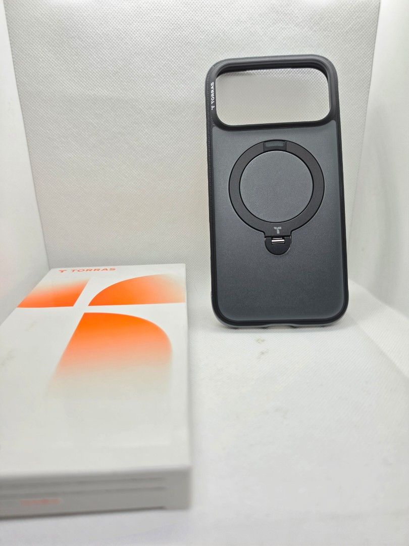 Torras rugged case for iphone 18 pro max (Category: Cases & Sleeves) located in Las Pinas. Submitted by jhered (Listing ID 1461821115, Image 1). Description: Sale Brandnew Original With magsafe Sale for 4000 Las pinas area.