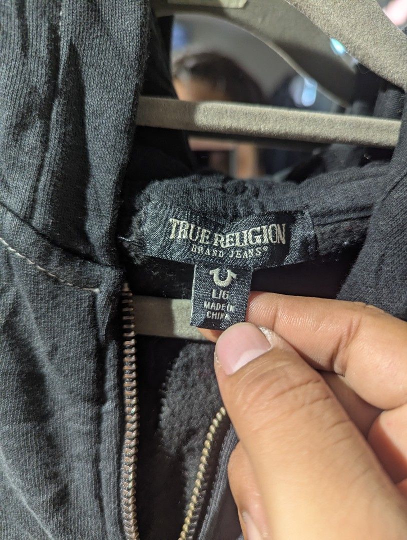 True religion jacket (Category: Hoodies) located in Mabalacat. Submitted by samberr1827 (Listing ID 1461989359, Image 3). Description: .