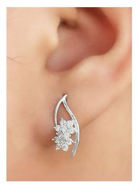 Twin Rositas diamond earrings (Category: Earrings) located in Malolos. Submitted by keenhorse_ef38ab (Listing ID 1461913991, Image 1). Description: .50carat diamond 18karat gold COD/COP VIA LBC NO MEETUP 1,000 DOWNPAYMENT REQUIRED.