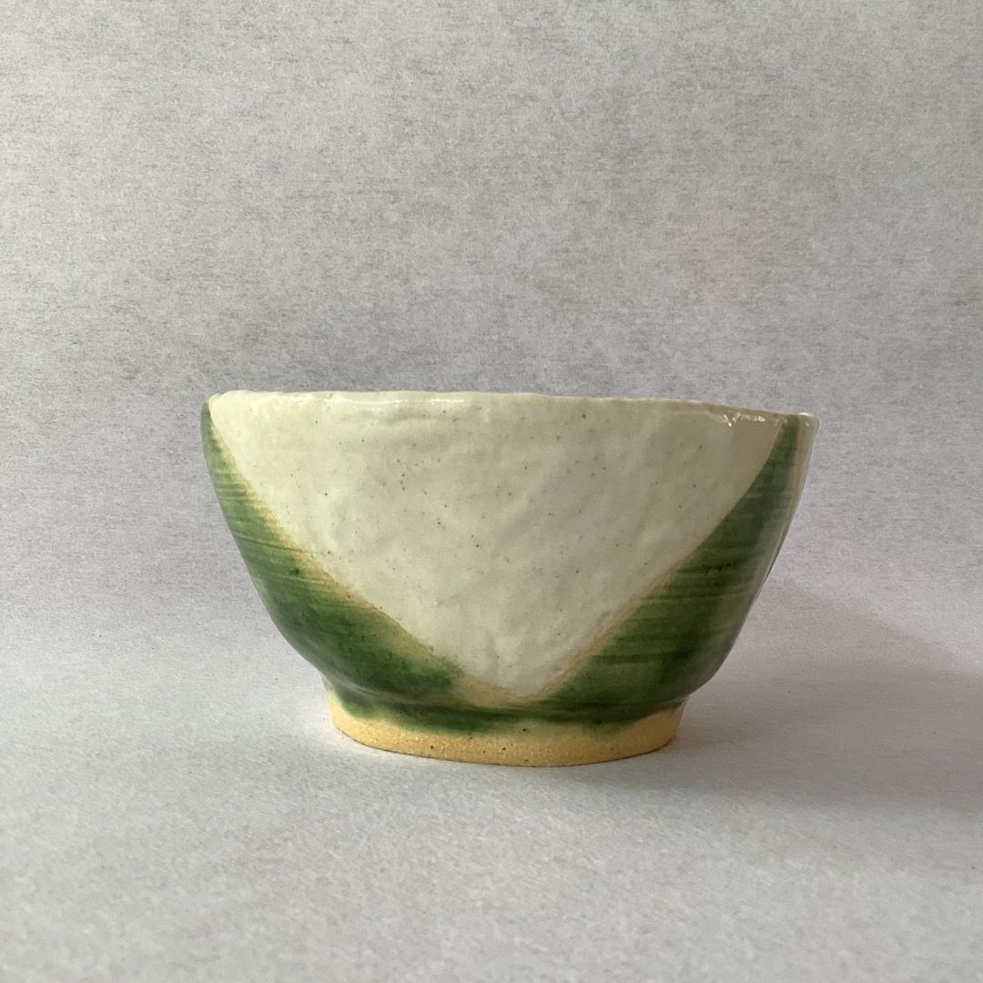 Two-Tone Green & Cream Oribe Style Chawan; signed (Category: Vases & Decorative Bowls) located in Davao. Submitted by atbpshop192593 (Listing ID 1462003949, Image 3). Description: Php250 Two-Tone Green & Cream Oribe Style Chawan; signed H: 2.5 inches L: 4.7 inches Please REVIEW PHOTOS We use 100% repurposed packaging materials SF starts at Php70 via Flash Express First to pay.