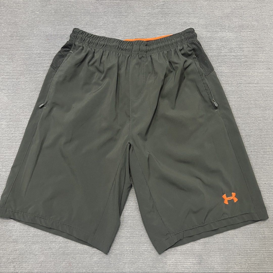 Under Armour sport short (Category: Activewear) located in Aparri. Submitted by amnorthloots (Listing ID 1461826590, Image 1). Description: Good as new No issue Color rate 9.5/10 Waistline 28”-36” Length 20.5”.