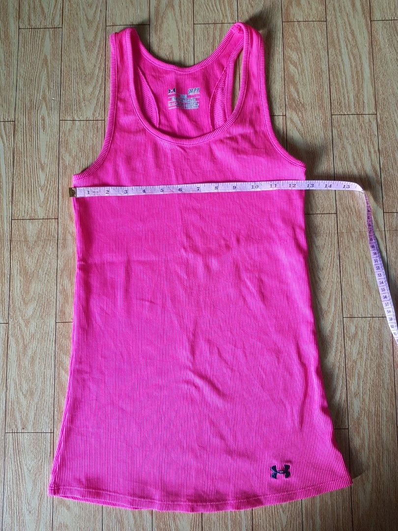UNDER ARMOUR TOP TANK - NEON PINK (Category: Activewear) located in Roxas. Submitted by geraldineg91479 (Listing ID 1461834497, Image 3). Description: Wash tag removed💫 + SF (J&T).