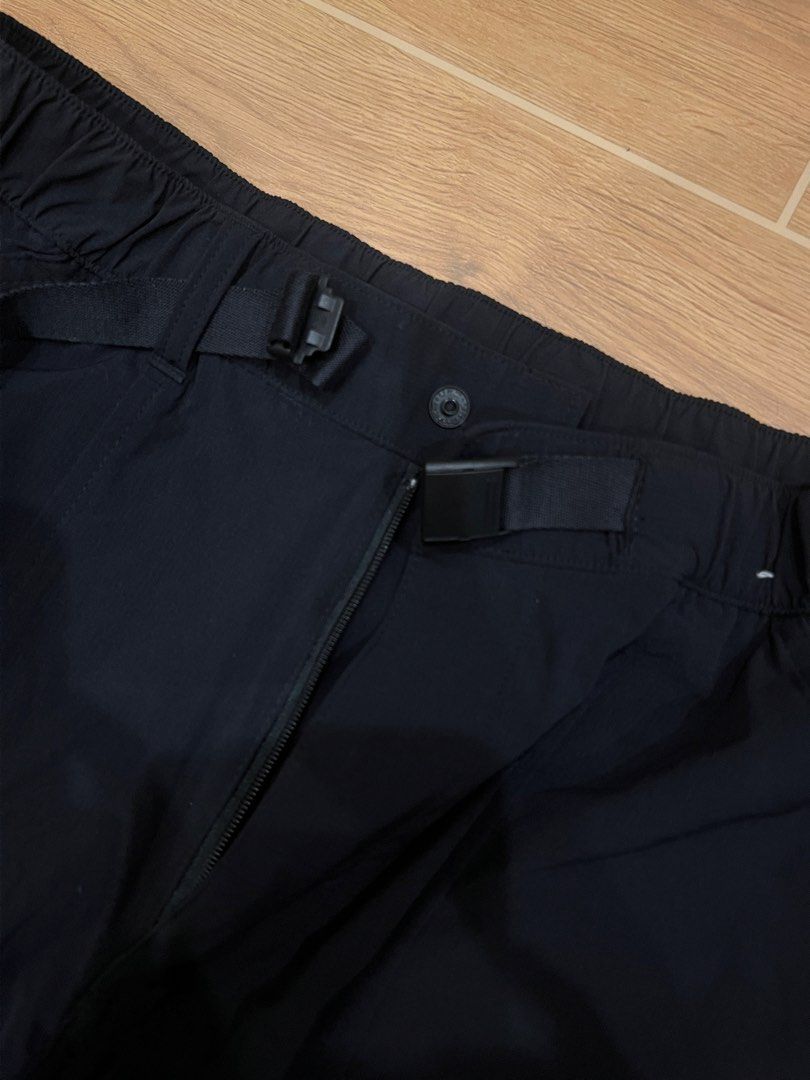 Uniqlo Black Cargo Pants with Belt Y2K Vintage Streetwear | Nike Adidas Jordan Ralph Lauren Tommy Hilfiger Lacoste Levi’s Carhartt Dickies Burberry Stussy (Category: Other Bottoms) located in Digos. Submitted by nasosaaa (Listing ID 1461963280, Image 3). Description: - Uniqlo Black Cargo Pants - Elastic waistband with adjustable belt - Zip fly with button closure - Two side pockets - Two cargo pockets - Material: Nylon and Polyester blend - Ideal