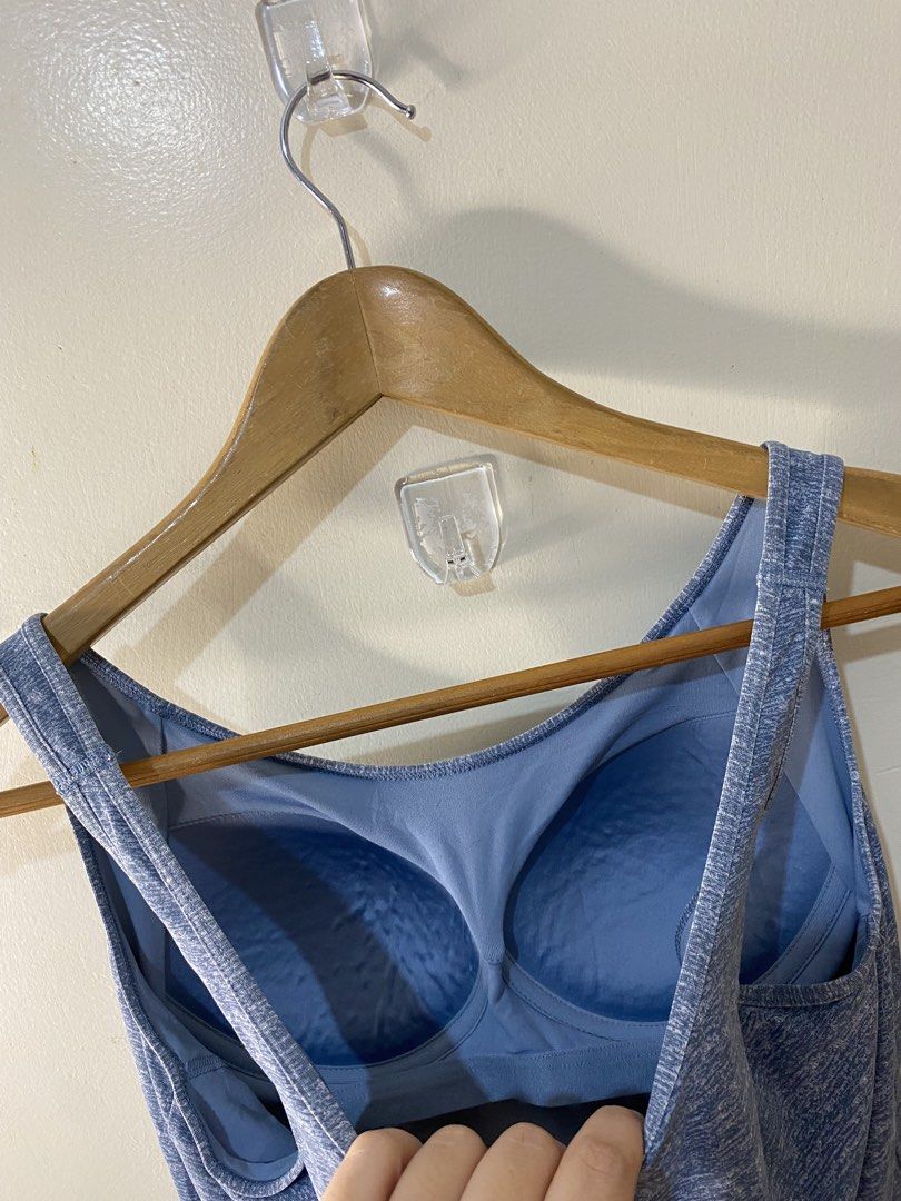 Uniqlo heather blue padded top a67 (Category: Sleeveless) located in Baguio. Submitted by buyforless_2600 (Listing ID 1461948940, Image 2). Description: .