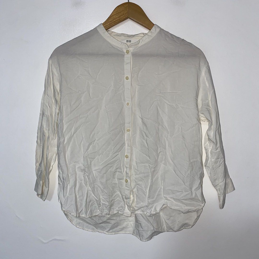 UNIQLO linen blend top (Category: Blouses) located in San Jose del Monte. Submitted by mamiracky (Listing ID 1461916539, Image 2). Description: .