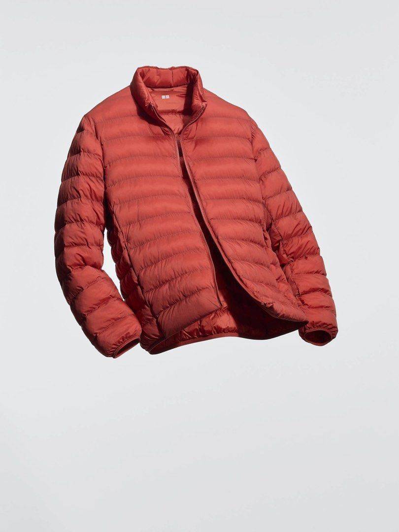 UNIQLO MEN'S PUFFTECH JACKET (Category: Coats, Jackets and Outerwear) located in Makati City. Submitted by valuablefinds (Listing ID 1461806943, Image 1). Description: Selling a high-performance Uniqlo PUFFTECH jacket in pristine, almost-new condition. Super lightweight yet surprisingly warm, designed with advanced Nano Design technology and durable water repellency. Perfect for travel, daily OOTDs, or chilly weather! Condition: Almost New / Exce