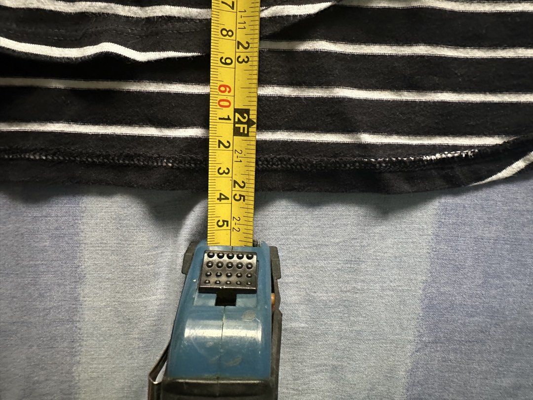 Uniqlo Striped Blouse (Black/White) (Category: Blouses) located in Manila. Submitted by thatbrocesco (Listing ID 1461854389, Image 3). Description: Uniqlo Striped Blouse (Black/White) Size: Small Dimensions (LxW): 25 x 23.5 inches Condition: 9.5/10, almost bnew For shipping or meetups, just pm me.