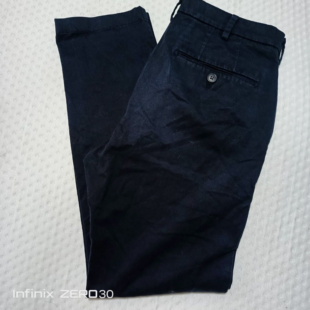 UNIQLO TROUSER PANTS 30 (Category: Trousers) located in Quezon City. Submitted by ahyaladyblue (Listing ID 1462031039, Image 2). Description: .
