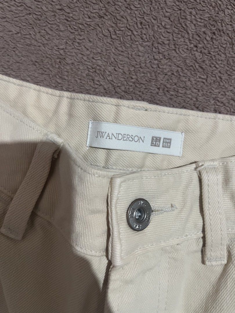 uniqlo x jwa jeans (Category: Jeans) located in Baguio. Submitted by mikachuuu368 (Listing ID 1461897875, Image 3). Description: Uniqlo x Jwa Baggy Jeans • Color: Natural • Size: 23 (based on uniqlo sizing) — see posted sizing guide! • Bought for ₱1990 • Used for fitting only. No issues! .