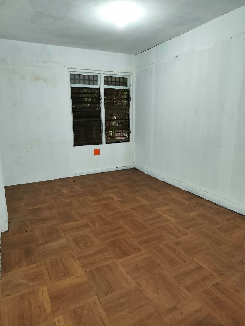 Unit for Sale (Category: House & Lot) located in Caloocan City. Submitted by katana25 (Listing ID 1461802480, Image 2). Description: 🏠 FOR SALE: Condo Unit in Guadalupe Bliss Condominium 📍 Location: Guadalupe Bliss Condominium 🏢 Floor: 3rd Floor 📐 Floor Area: 80 sqm 💰 Selling Price: ₱1.2 Million ✨ Prime Location! 🚶‍♂️ Just 2 minutes’ walk to BGC 🎓 Near University of Makati 👀 Viewing available anytime 📄 With Certificate of Ownership from 