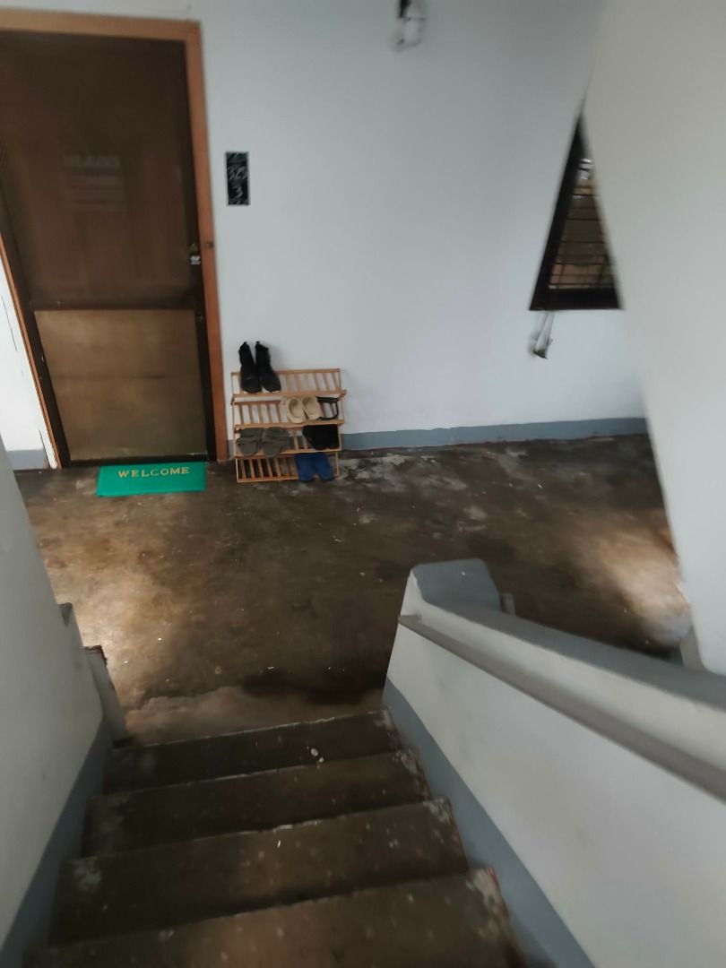 Unit for Sale (Category: House & Lot) located in Caloocan City. Submitted by katana25 (Listing ID 1461802480, Image 3). Description: 🏠 FOR SALE: Condo Unit in Guadalupe Bliss Condominium 📍 Location: Guadalupe Bliss Condominium 🏢 Floor: 3rd Floor 📐 Floor Area: 80 sqm 💰 Selling Price: ₱1.2 Million ✨ Prime Location! 🚶‍♂️ Just 2 minutes’ walk to BGC 🎓 Near University of Makati 👀 Viewing available anytime 📄 With Certificate of Ownership from 