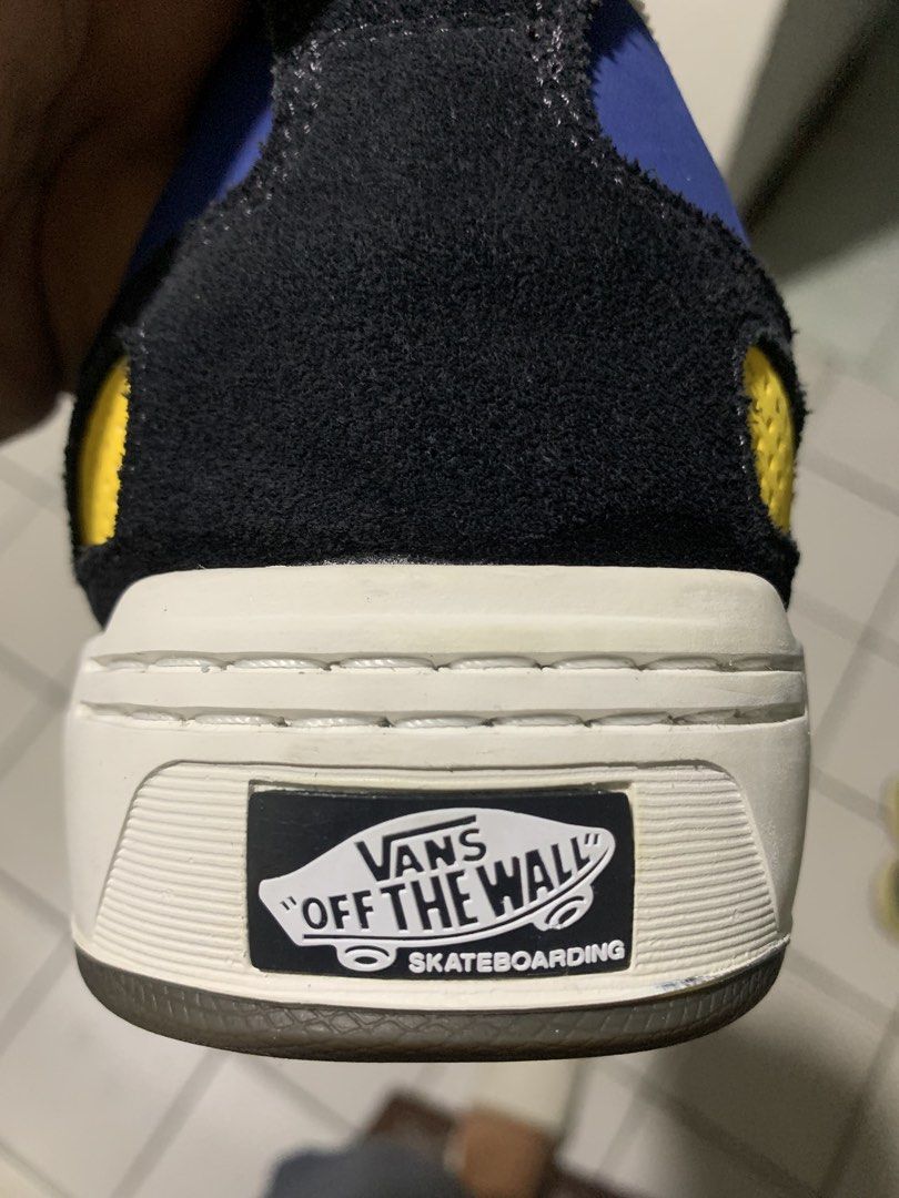 Vans "Off The Wall" Skateboarding Shoes (Category: Sneakers) located in Calamba. Submitted by kyriemed (Listing ID 1461833464, Image 3). Description: FOR SALE: Vans Skateboarding shoes (fat tongue) Used (but in very good condition) Size US9.5 Bought in US (pasalubong lang). No box Php 2,000 (plus sf) 09917270098.