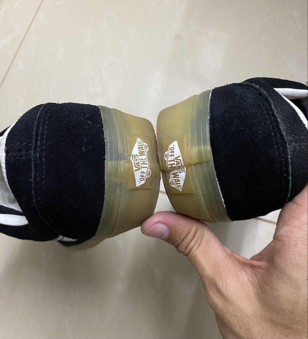 Vans Old Skool Gum Sole Black White (Category: Sneakers) located in Manila. Submitted by daffyduck7 (Listing ID 1461874518, Image 2). Description: - Classic Vans Old Skool sneakers - Color: Black with white stripe - Features a gum sole - White laces - Perfect for everyday wear - Shows some signs of use on the sole and laces.