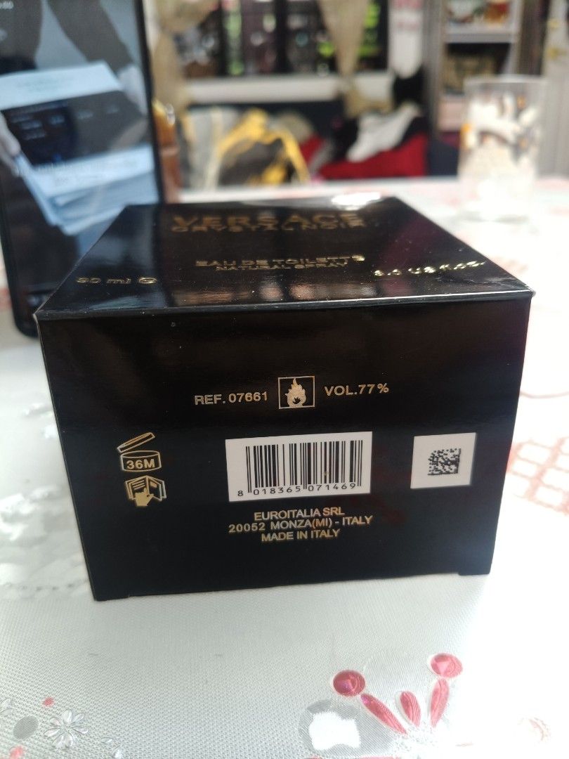 Versace Crystal Noir Eau de Toilette 90ml (Category: Fragrance & Deodorants) located in Pasay City. Submitted by ynamariie (Listing ID 1461836832, Image 3). Description: - Versace Crystal Noir Eau de Toilette - Natural Spray - 90ml Bottle - Made in Italy - Includes Original Box - Highly Recommended Scent .