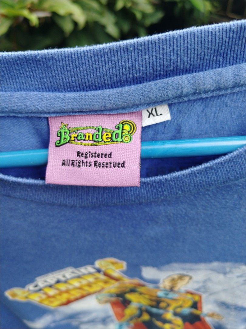 Vintage Captain Barbell (Category: Tshirts & Polo Shirts ) located in Legazpi City. Submitted by genobecollectives (Listing ID 1461884871, Image 3). Description: Vintage Captain Barbell tshirt 5,000 - Size XL -23 x 29.5 - Branded tag with care instructions included - Small 'Mars Ravelo Heroes' print on the back - Officially from Mars Ravelo Heroes collection -Issues: my mga part na white stain na stock lang sabi ng nabilhan ko -nostalgia pieces f