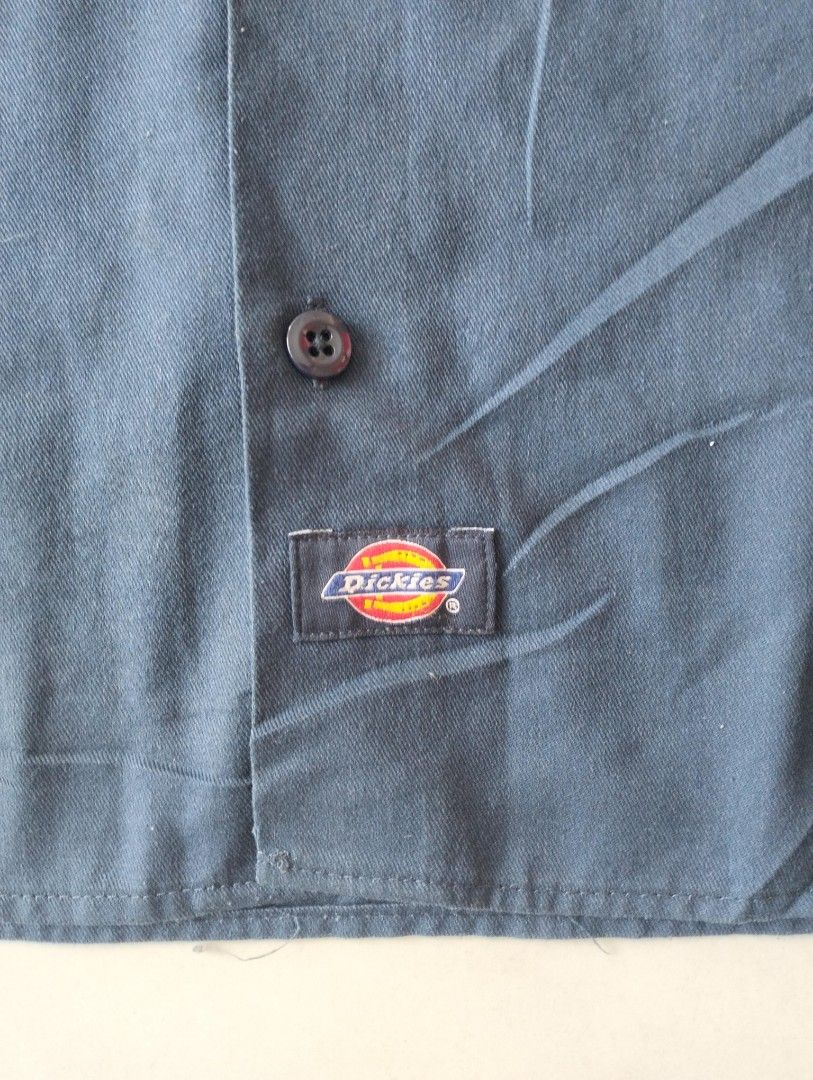Vintage dickies work shirts (Category: Activewear) located in San Carlos City. Submitted by guioverlua72920 (Listing ID 1462031927, Image 3). Description: Vintage dickies work shirt Size medium on tag W22½ L30 Excellent condition No issue ₱700+sf location San Carlos city Negros Occidental.