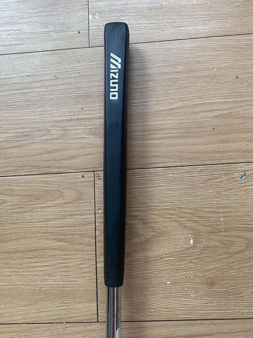 Vintage Mizuno 0805 blade golf putter (Category: Golf) located in Pasig City. Submitted by califinestcollectibles (Listing ID 1461841499, Image 2). Description: Vintage Mizuno 0805 blade golf putter SH#0010 35 inch Product Details Brand: Mizuno Model Number: 0805 Club Type: Blade-style putter Material: Metal construction with a classic finish Original/authentic From USA Pick Up at One Oasis condominium Ortigas extension pasig city Or Delivery via