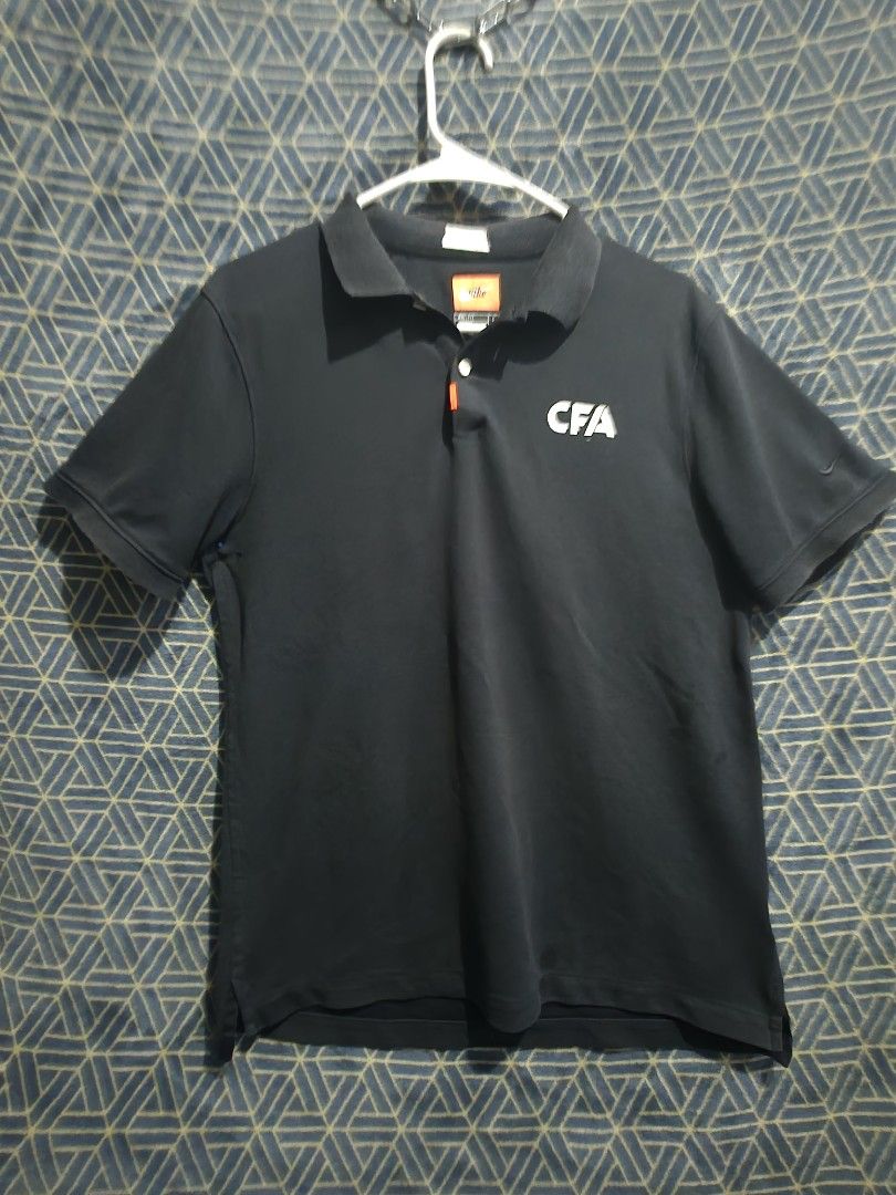VINTAGE NIKE Polo shirt (Category: Tshirts & Polo Shirts ) located in Quezon City. Submitted by kick_mnl (Listing ID 1461874682, Image 1). Description: .
