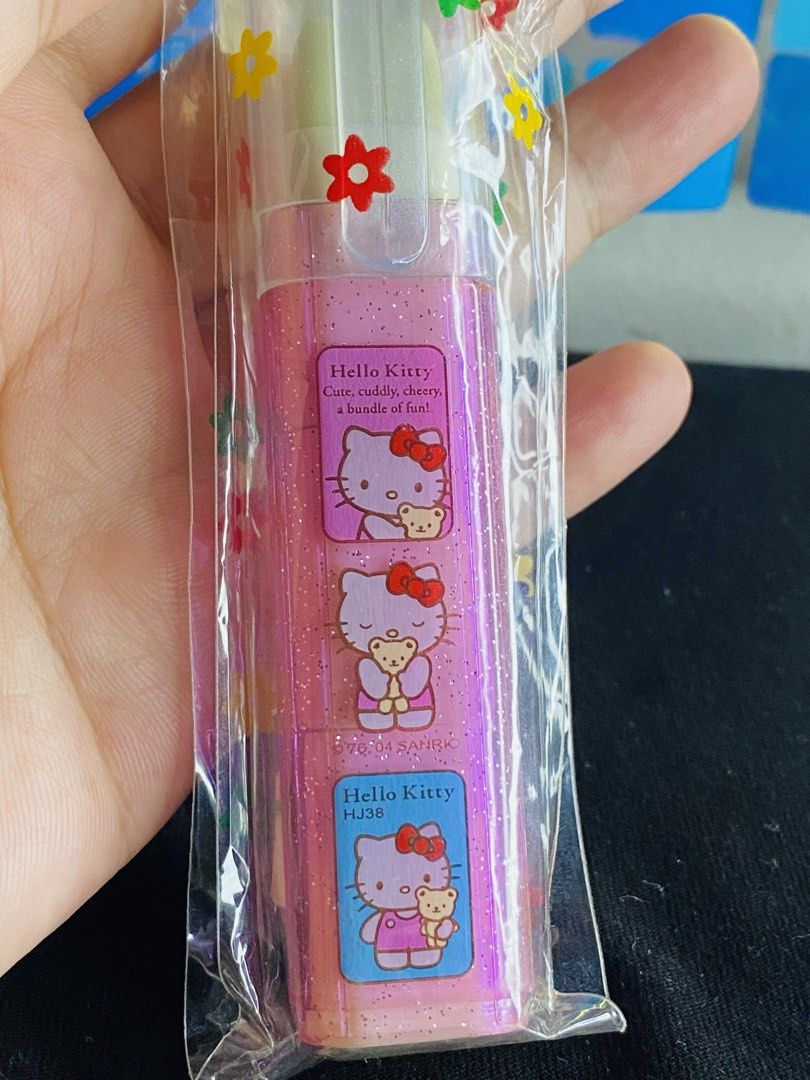 Vintage Sanrio Hello kitty eraser (Category: Stationery & School Supplies) located in Manila. Submitted by kawaii_omocha_est2020 (Listing ID 1461991707, Image 2). Description: ✅ Mine Now, Pay Now ✅ Please check all photos for complete details. ✅ Please manage your expectations, most items are preloved and not for those who are sensitive about condition. ✅ Actual color may vary due to lighting conditions. ✅ Due to limited reply quota, I will only 
