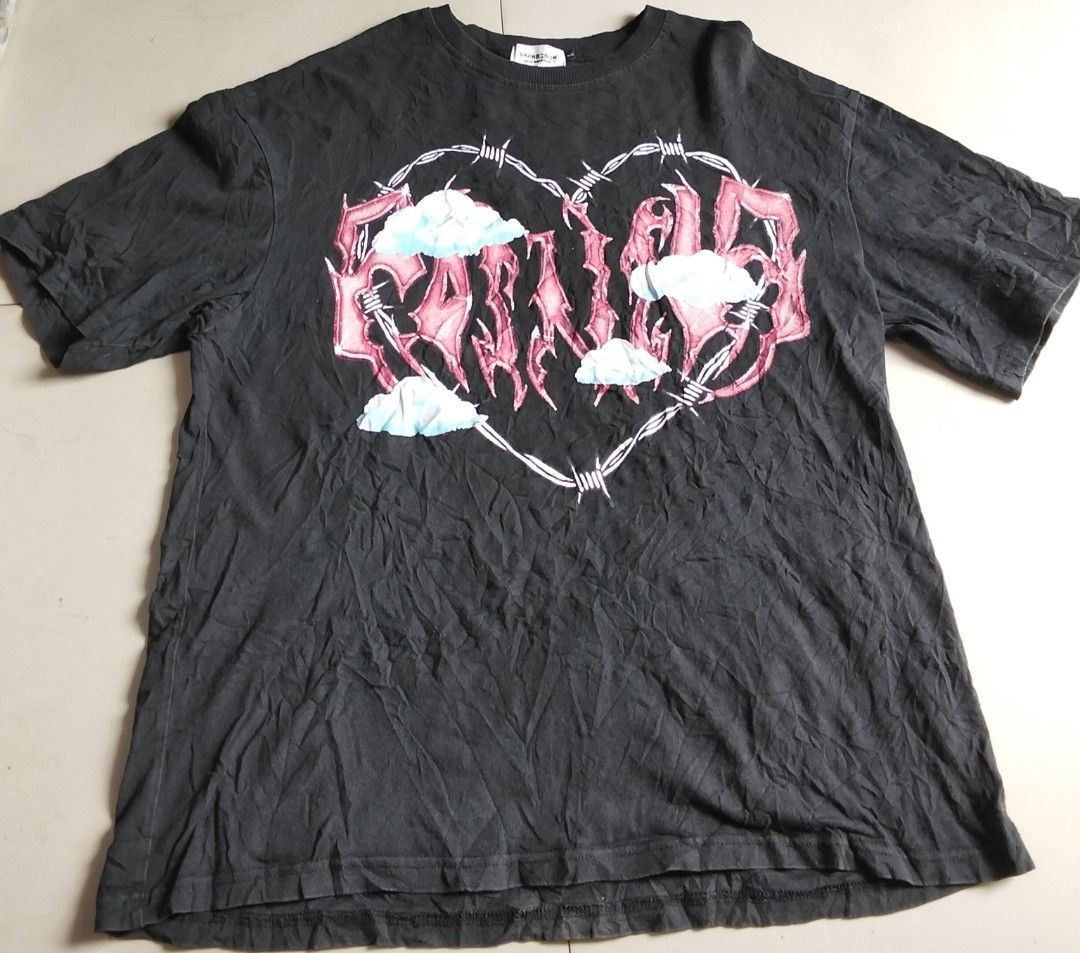 VKFKBISON Graphic T-Shirt (Category: Activewear) located in Monkayo. Submitted by youknowwho.27 (Listing ID 1461829361, Image 1). Description: Dimes: 22X27 no issue.