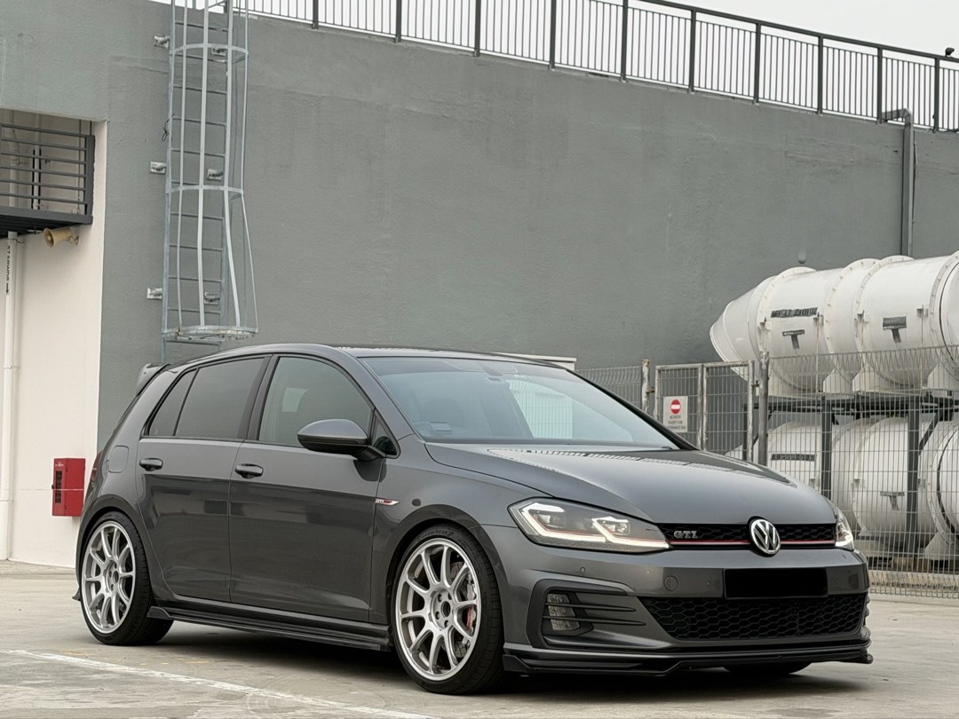 (Category: ) located in . Submitted by dxgarage (Listing ID 1369234810, Image 1). Description: .