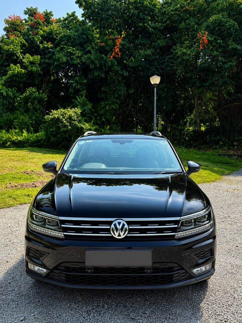 Volkswagen Tiguan 1.4 TSI DSG Highline (A) (Category: Used Cars) located in Singapore. Submitted by digitsarelife (Listing ID 1461913065, Image 2). Description: Direct Owner Sale* Volkswagen Tiguan 1.4A TSI Comfortline EQP Panoramic Roof Owner Count 2 Mileage 117,000km Road tax till 14th November 2026 Servicing just done Brand new Paintwork no dents or chips 2 Keys Can help to assist with loan Can deal privately too! Thanksss.