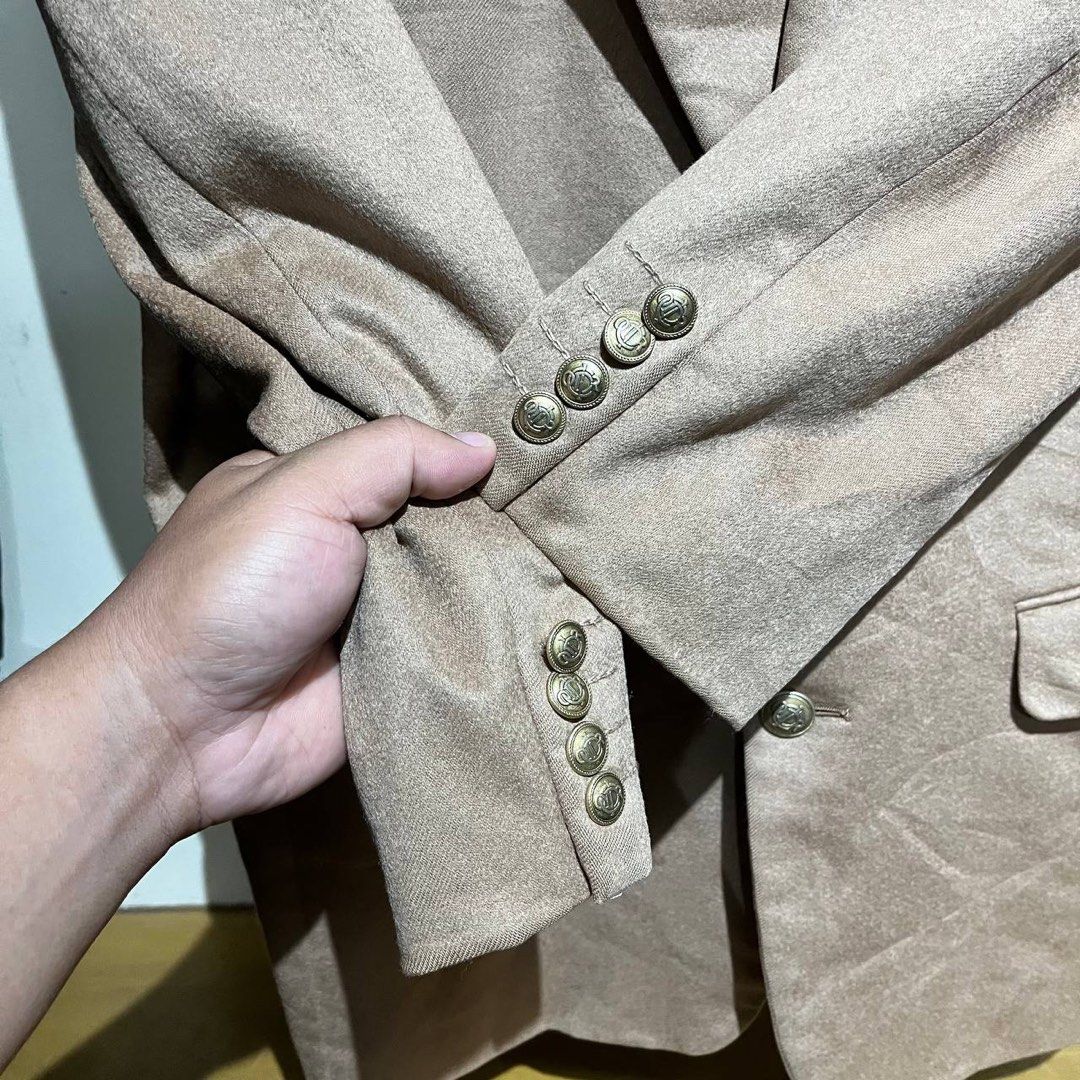 Vtg Dior Blazer (Category: Luxury Apparel) located in Manila. Submitted by wear_it5k (Listing ID 1462004037, Image 3). Description: .