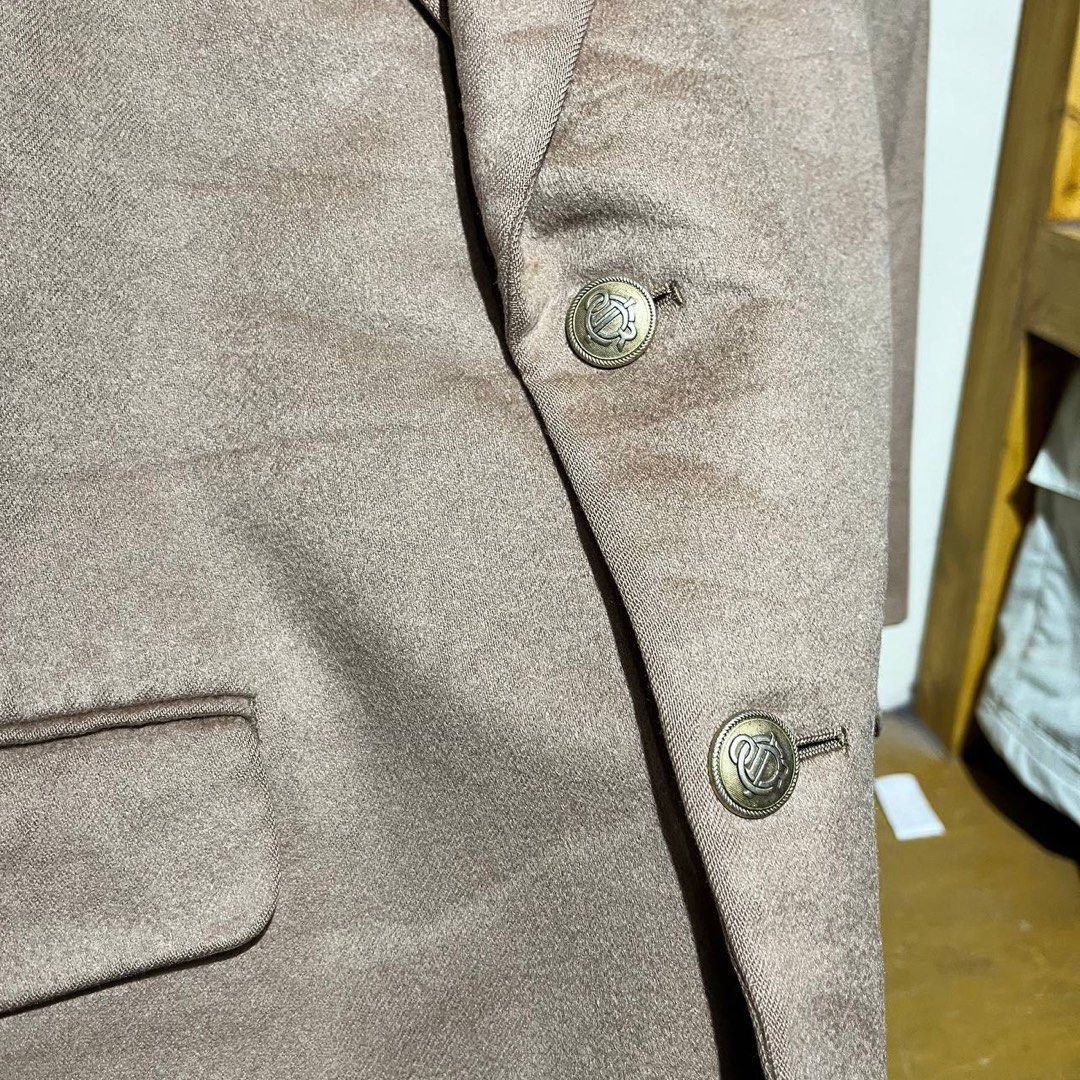 Vtg Dior Blazer (Category: Luxury Apparel) located in Manila. Submitted by wear_it5k (Listing ID 1462004037, Image 2). Description: .