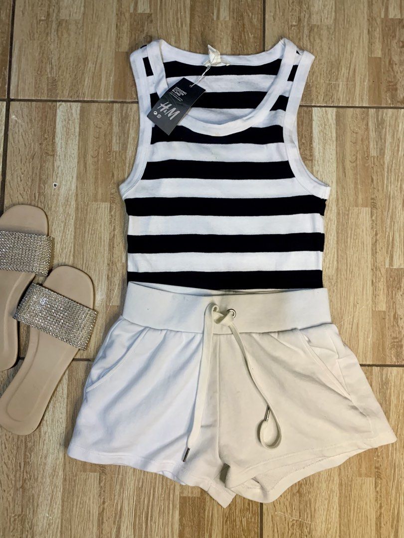 White Booty Shorts (Category: Shorts) located in Quezon City. Submitted by ronavillezar (Listing ID 1461925885, Image 2). Description: - White booty shorts - Never used, sinukat lang - Best fit for XS-S sizes - Comfortable and casual - Ideal for lounging or quick outings.