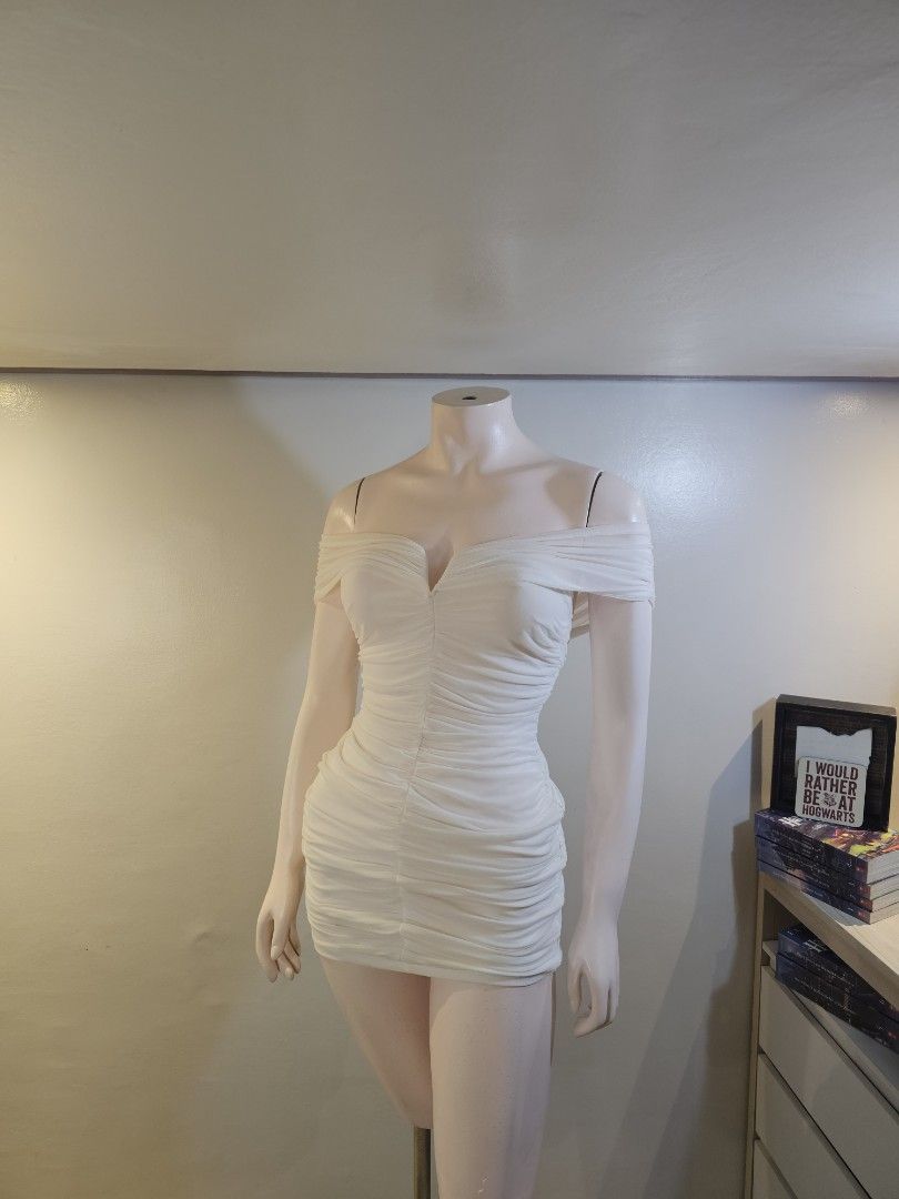 White Ruched Off-Shoulder Mesh Dress (Category: Dresses) located in Antipolo. Submitted by ancheska_ (Listing ID 1461801449, Image 1). Description: Xs-Small No Issue 📍Upper Antipolo .