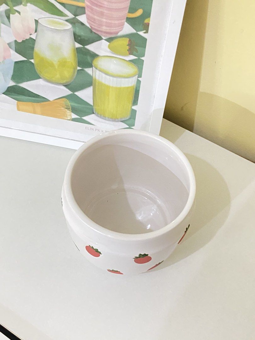 WHITE STRAWBERRY MULTIPURPOSE HOLDER/PLANTER (Category: Accessory Holder, Box & Organizers) located in Dasmarinas. Submitted by hannah.oakph (Listing ID 1461825353, Image 3). Description: .