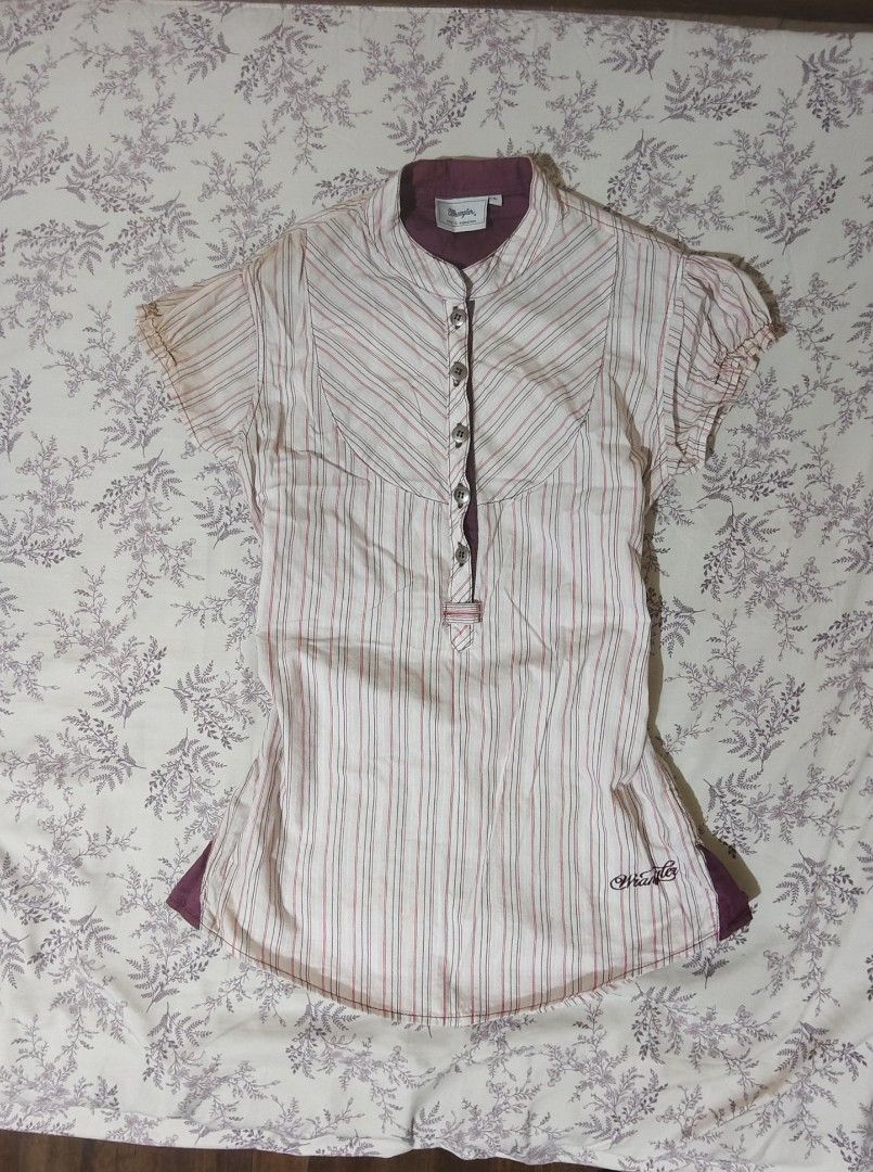 Wrangler purple Y2K-style blouse (Category: Blouses) located in Bulacan. Submitted by angel.decluttersx (Listing ID 1461985074, Image 1). Description: large size on tag L 26" W 16" needs washing cotton fabric material.