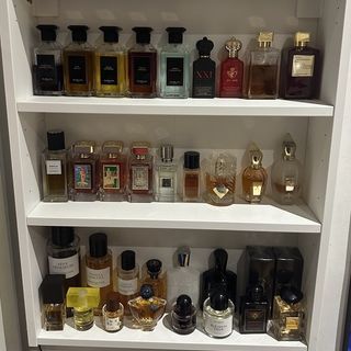 (Category: ) located in . Submitted by ebonyfragrance (Listing ID 1461980423, Image 1). Description: .