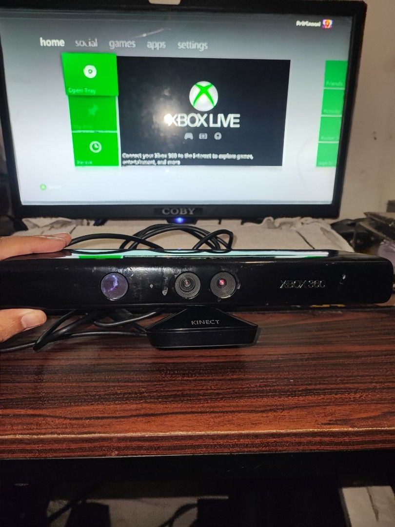 XBOX 360 Kinect Sensor (Category: Controllers) located in Manila. Submitted by pcltasenseigaming (Listing ID 1461929955, Image 1). Description: XBOX 360 Kinect Sensor 📌 Price 949 📌 Negotiable 📌 Details : Working Tested Normal na sa 2nd hand may Slight Scratch/Scratches 📌 2nd Hand Tested Working 📌 Can Send Pictures/Video Of Item With Time & Date 📌 Compatibility is buyer's responsibility 📌 PLEASE RATE MY MARKETPLACE PROFILE AFTER TRANSACTION