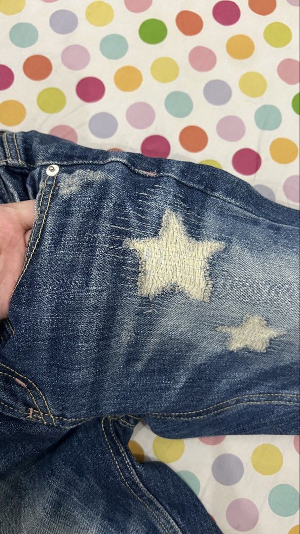y2k inspired jeans ! (Category: Jeans) located in Bacolod City. Submitted by myoojei (Listing ID 1461816796, Image 2). Description: y2k inspired pants w stars details ! no flaws, low waist.