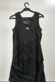 (Category: ) located in . Submitted by cloth.ly (Listing ID 1461860043, Image 1). Description: .