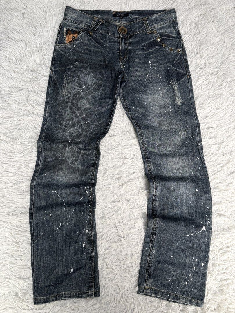 Y2k punk goth gothic (Category: Jeans) located in Baguio. Submitted by sellingtonshop (Listing ID 1461840090, Image 2). Description: r36. In The Attic One Division Punk denim pants Size: LL W: 34-36 L: 42 Inseam: 34 Leg opening: 8.5 Condition: good as new Issue: none Mine: 1280 Steal: 1480 Grab: 1680.