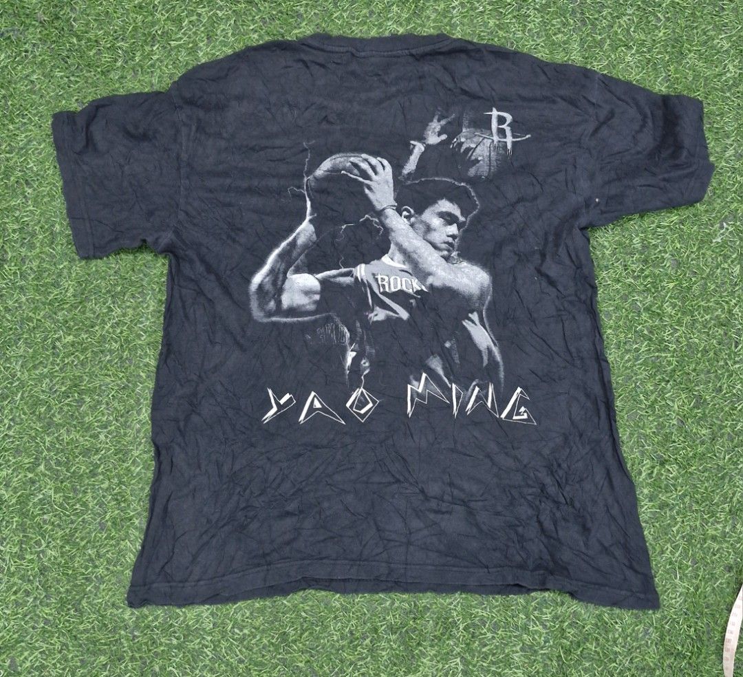 Yao ming bootleg shirt (Category: Tshirts & Polo Shirts ) located in Pili. Submitted by the_g_thrift (Listing ID 1461919348, Image 2). Description: size: 2xl on tag dimes: 22.5 x 29 very good condition sign of used.