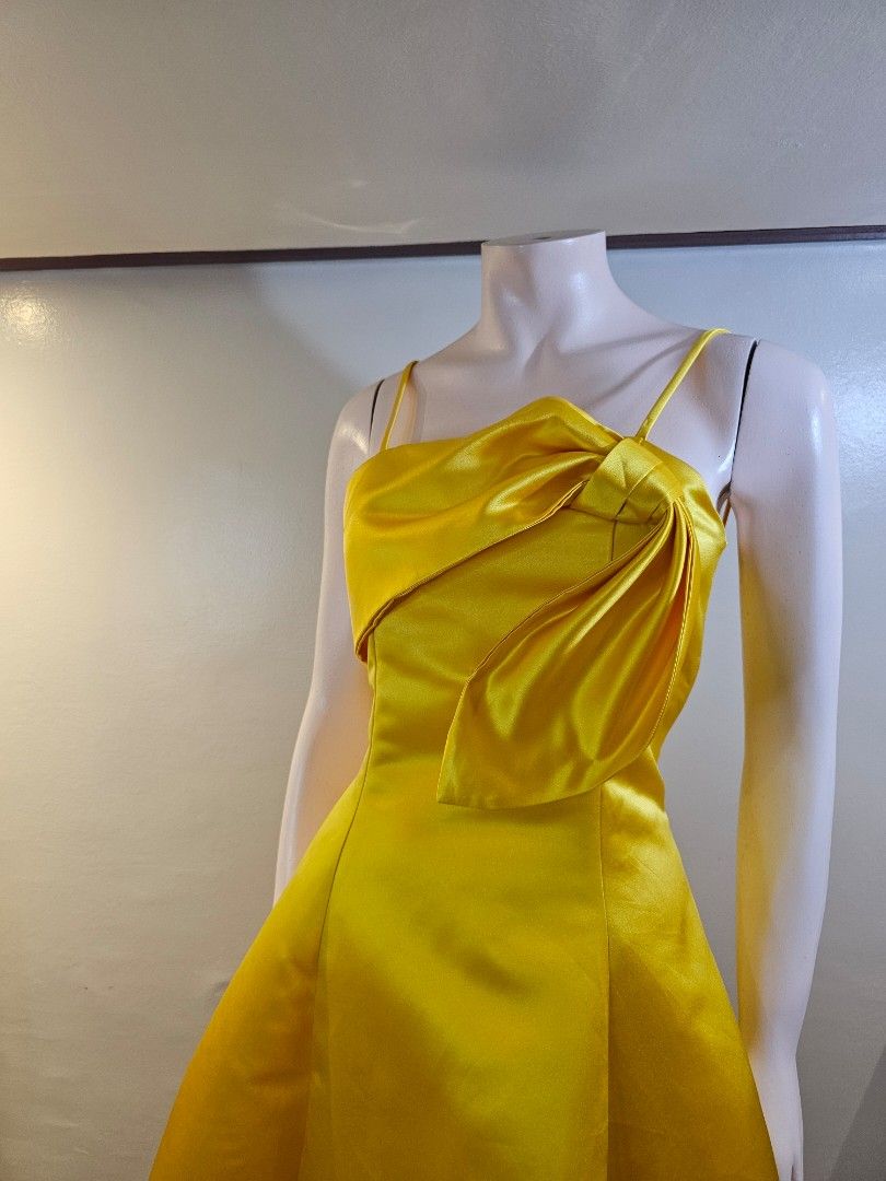 Yellow Satin Cocktail Dress (Category: Dresses) located in Antipolo. Submitted by ancheska_ (Listing ID 1461801637, Image 3). Description: FOR RENT!!! Small- Medium No Issue 📍Upper Antipolo .