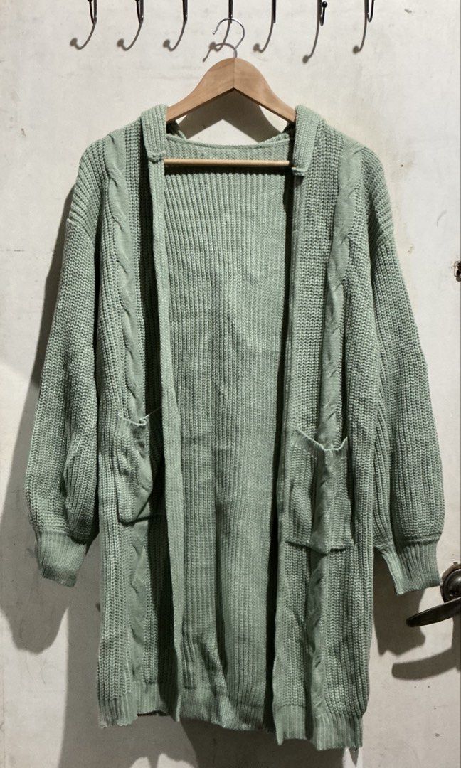 YOZY KNITTED OPEN CARDIGAN (Category: Coats, Jackets and Outerwear) located in Dagupan City. Submitted by trendies_collection (Listing ID 1462005566, Image 1). Description: Brand new with pouch and hang tag Small on tag, fit up to medium Light weight knitted material No issue.
