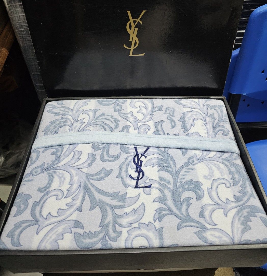 SALE❗YSL Blanket (Category: Bedding & Towels) located in Quezon City. Submitted by senyoramaria (Listing ID 1462016408, Image 1). Description: YSL Blanket 100% Cotton 140 x 200 cm Php2000❗.