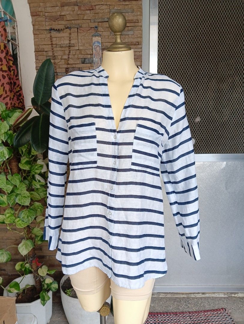 Zara Linen Tunic (Category: Longsleeves) located in Rizal. Submitted by timeless_shop (Listing ID 1461871212, Image 3). Description: 🔥 ORIGINAL Zara Striped Linen Blend Tunic - Medium 📏 Width: 20 inches flat / 40 paikot 📏 Length: 26 inches front / 28 inches back 👚 Size: M / EU 38 / UK 10 / US 6 👚 Fabric: Cotton Linen - Light, breathable 💯 Condition: 10/10 - Like New! ✨ 🎨 Color Rate: 10/10 - White + Navy Blue, hindi kupas! ✨ - Maayos at mal