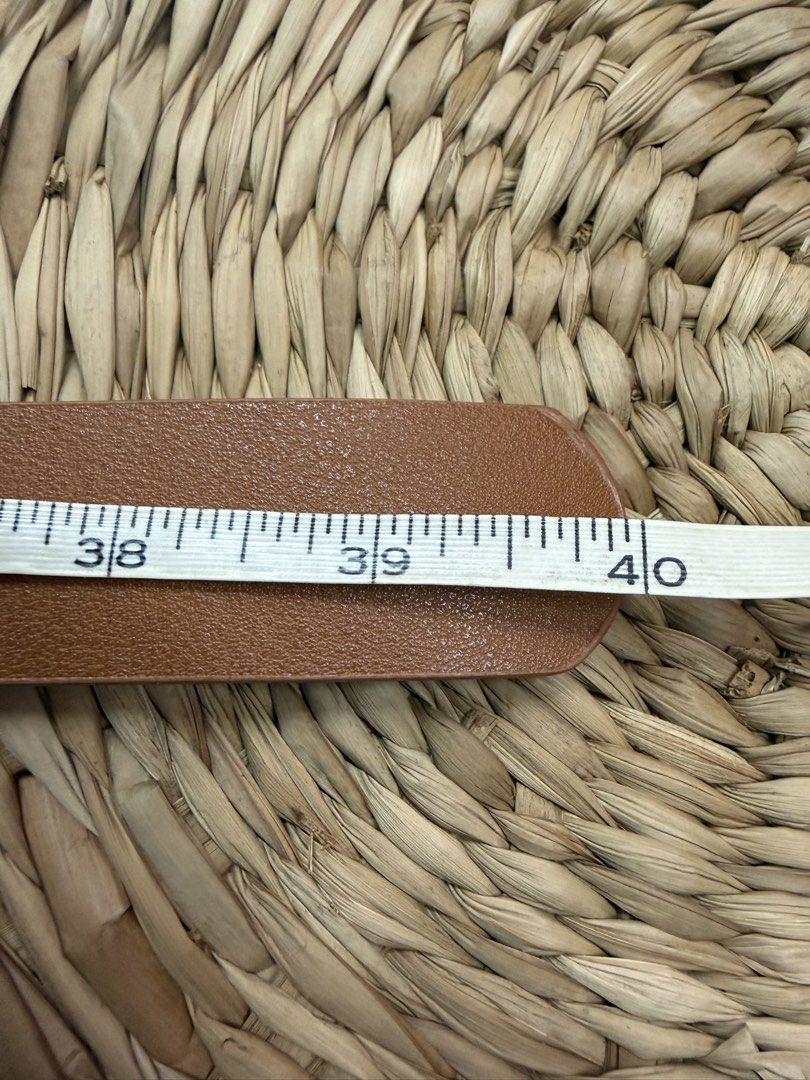 Zara brown belt (Category: Belts) located in Manila. Submitted by thebookclubz (Listing ID 1461926522, Image 3). Description: .