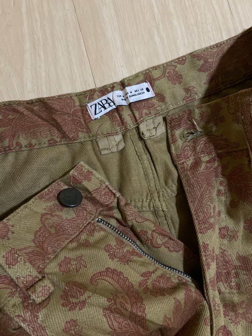Zara Paisley Straight Fit Pants (Category: Trousers) located in Cadiz. Submitted by davidspothead (Listing ID 1461903765, Image 2). Description: Nakasulat na po ang mga details sa picture. Please check. Nakasulat na po ang mga details sa picture. Please check. Nakasulat na po ang mga details sa picture. Please check. .
